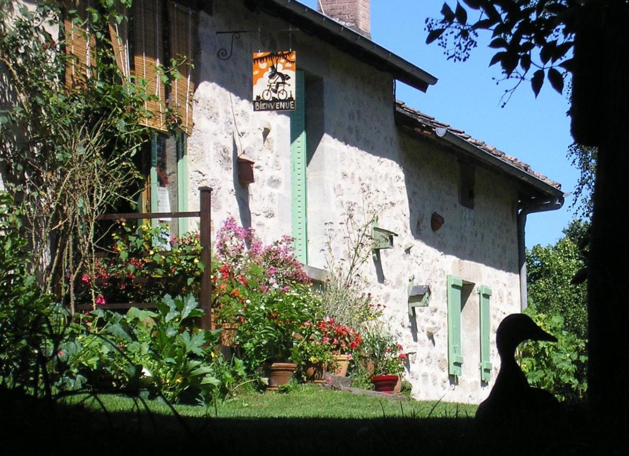 Yourtes De Vassiviere Peyrat-le-Chateau Bagian luar foto